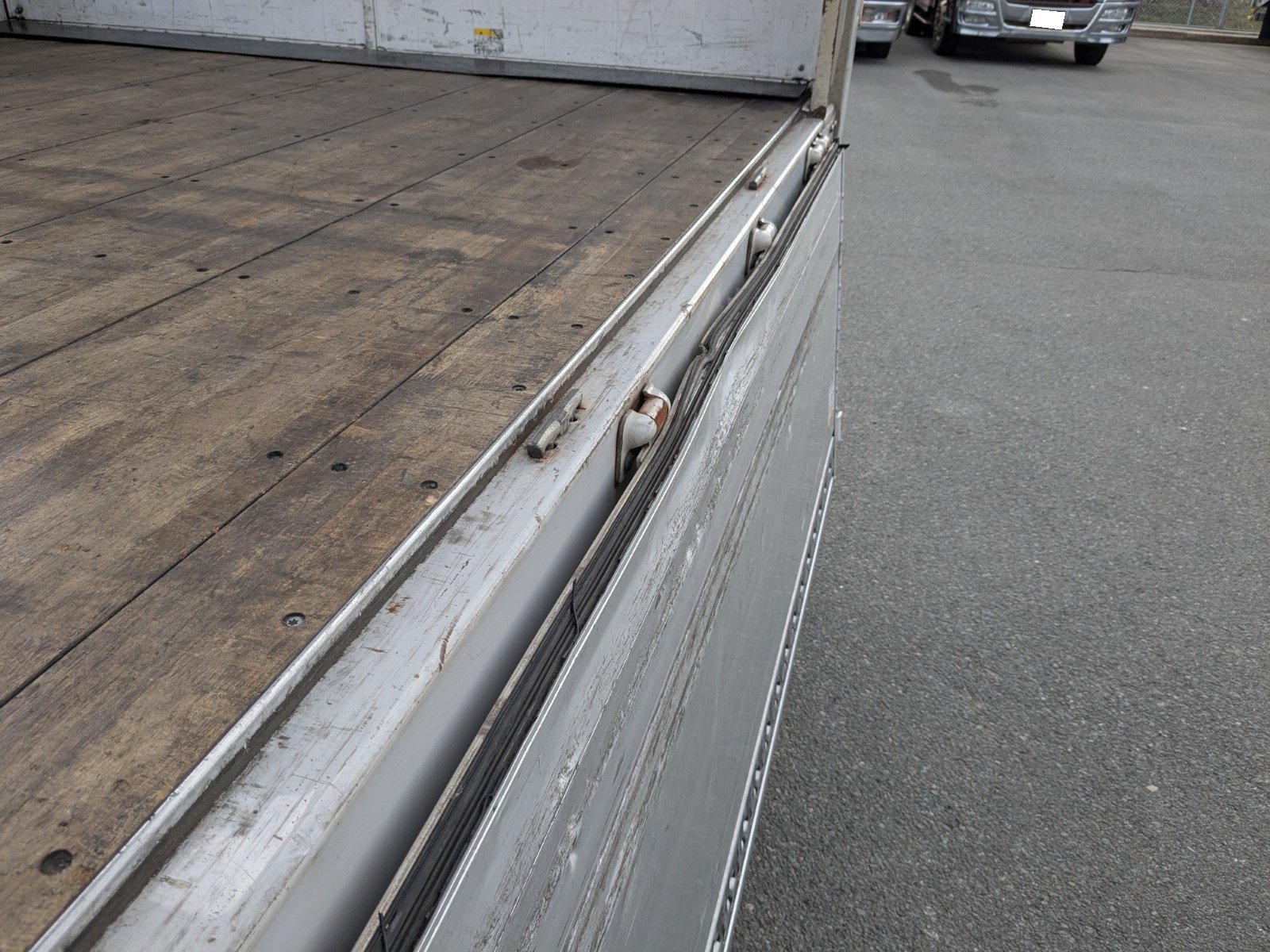 vehicle_image_20260126091823tQI6u2Knmq.jpg
