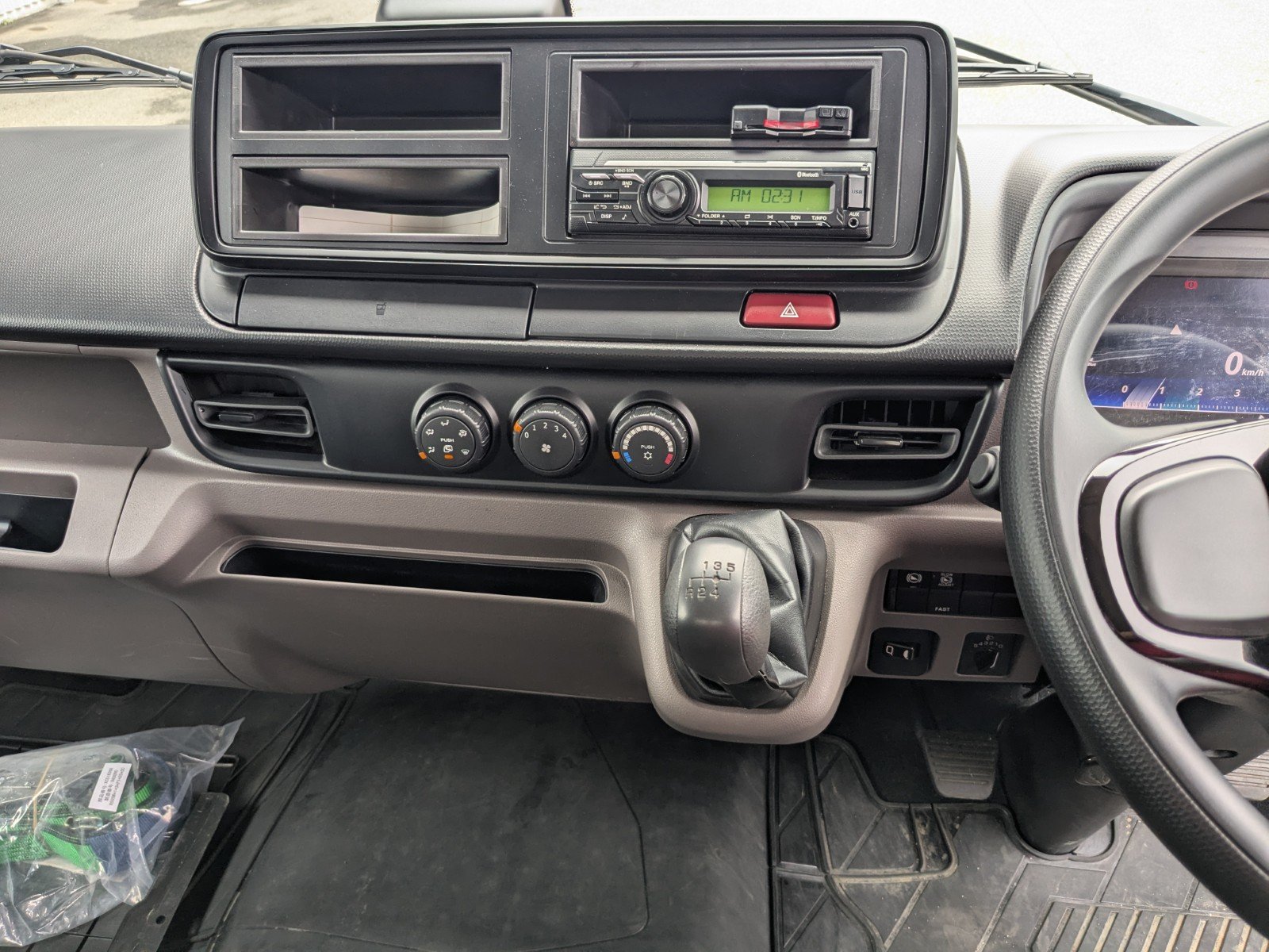 vehicle_image_2026061217092243mj7NdYLw.jpg