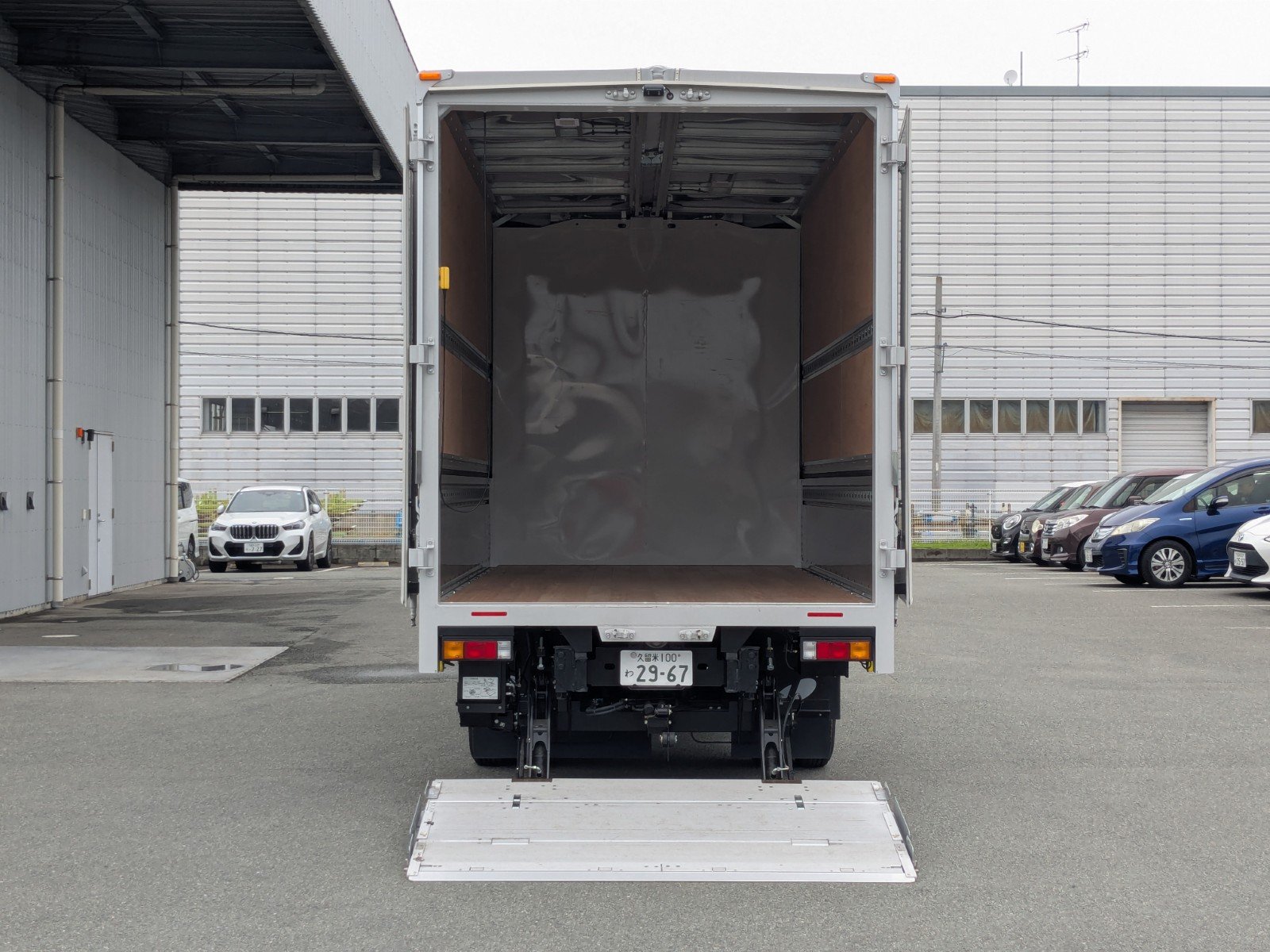 vehicle_image_20260612170922FhzMKJHq3b.jpg