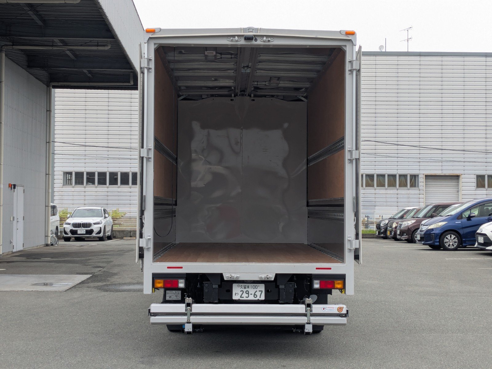 vehicle_image_20260612170922IujQuIN4pO.jpg