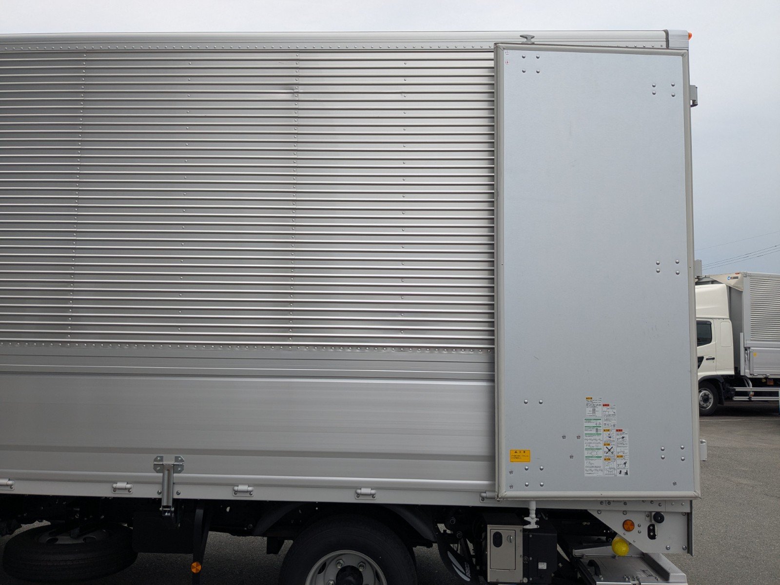 vehicle_image_20260612170922f28Ul16KiN.jpg