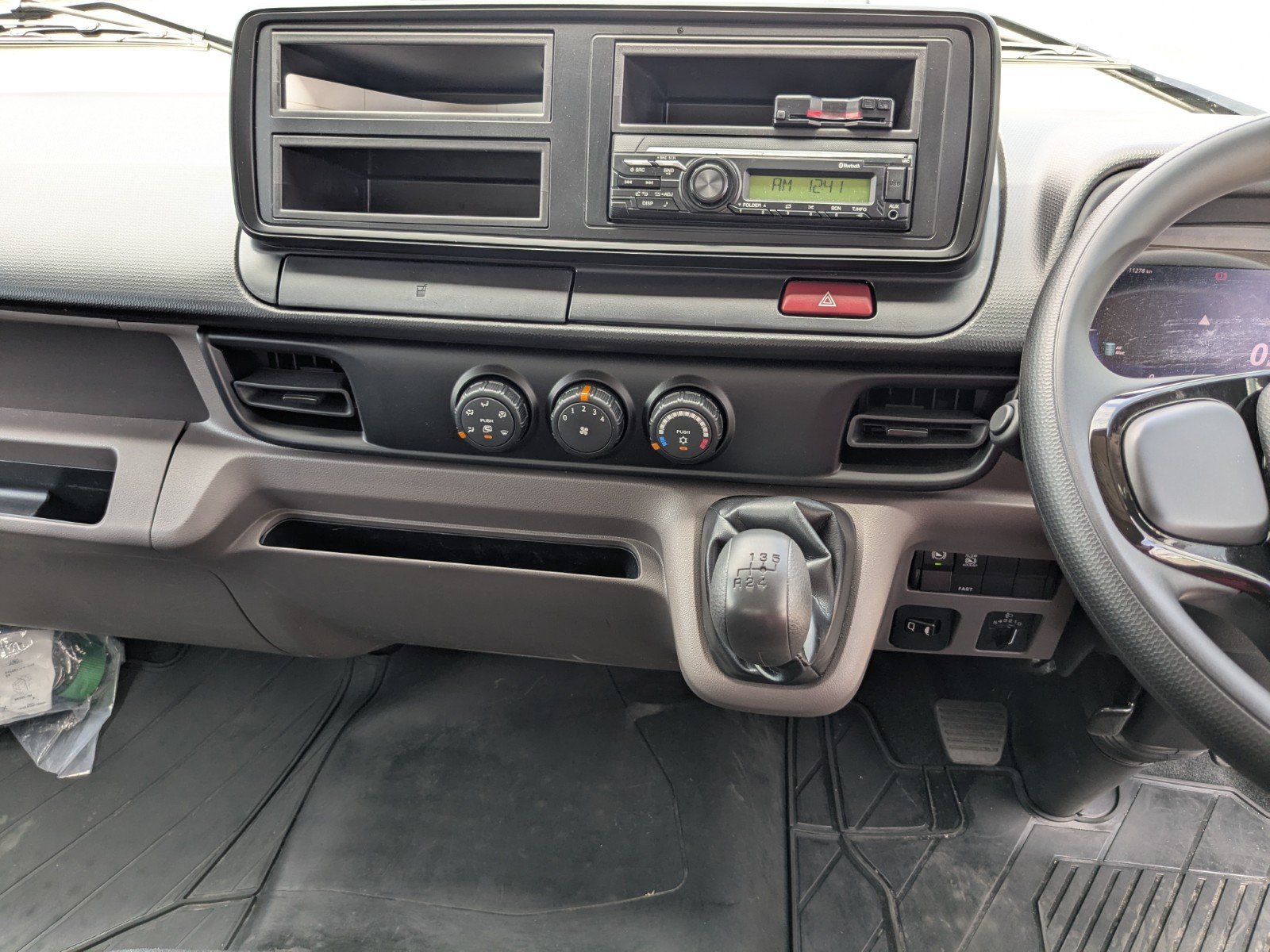 vehicle_image_20260609103056EGFHfOiLD2.jpg