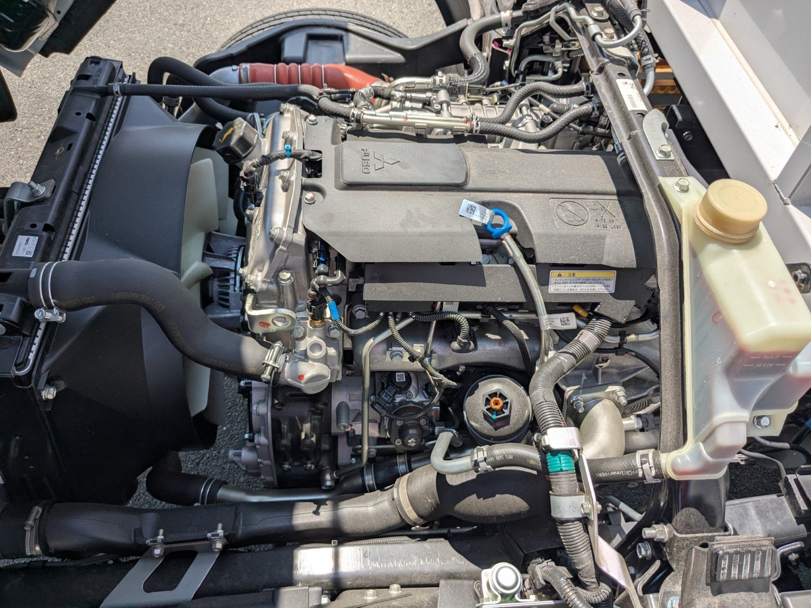 vehicle_image_202606121632241kUw7JoxmR.jpg
