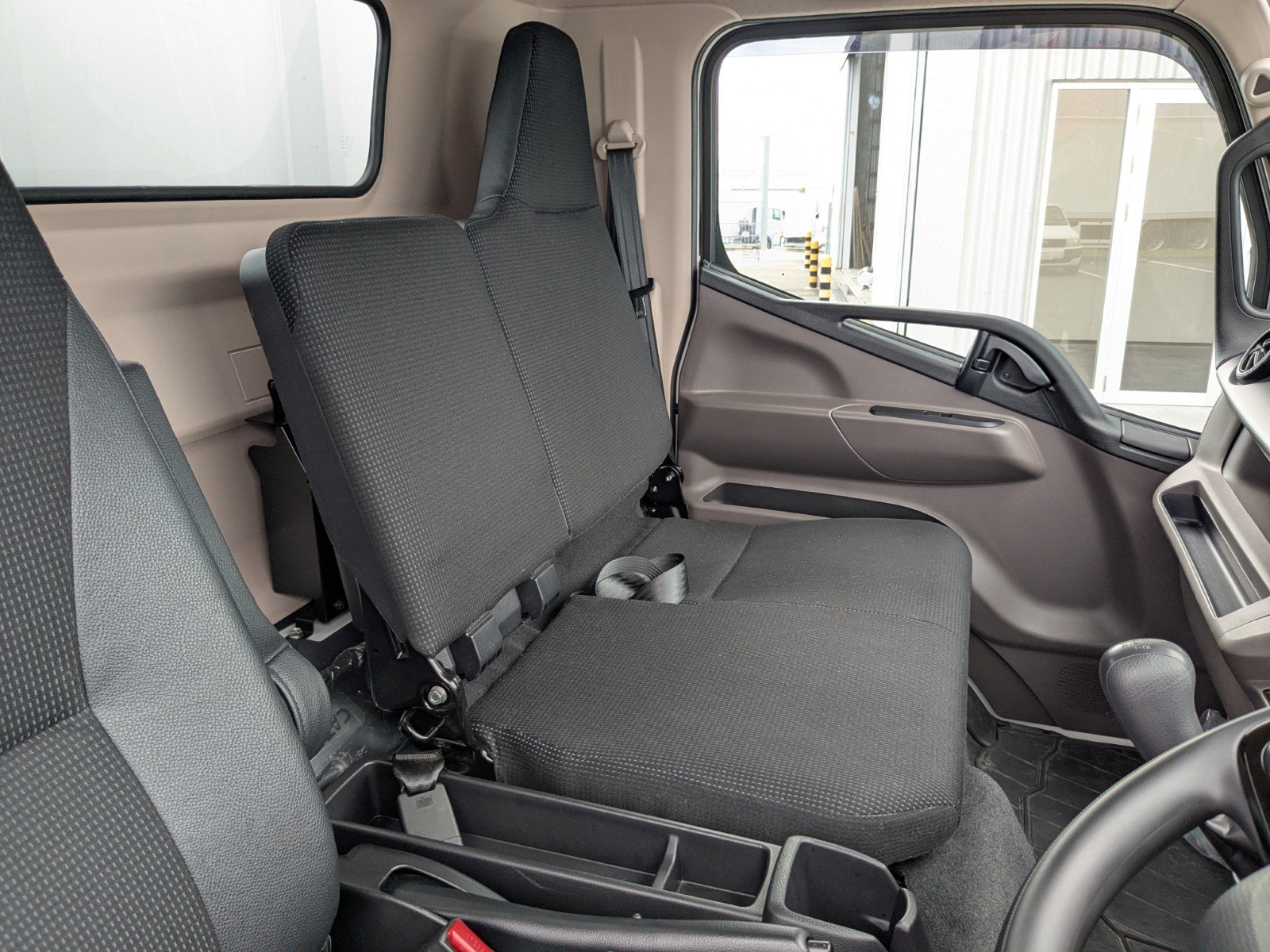 vehicle_image_20260612164259oElZa67DUB.jpg