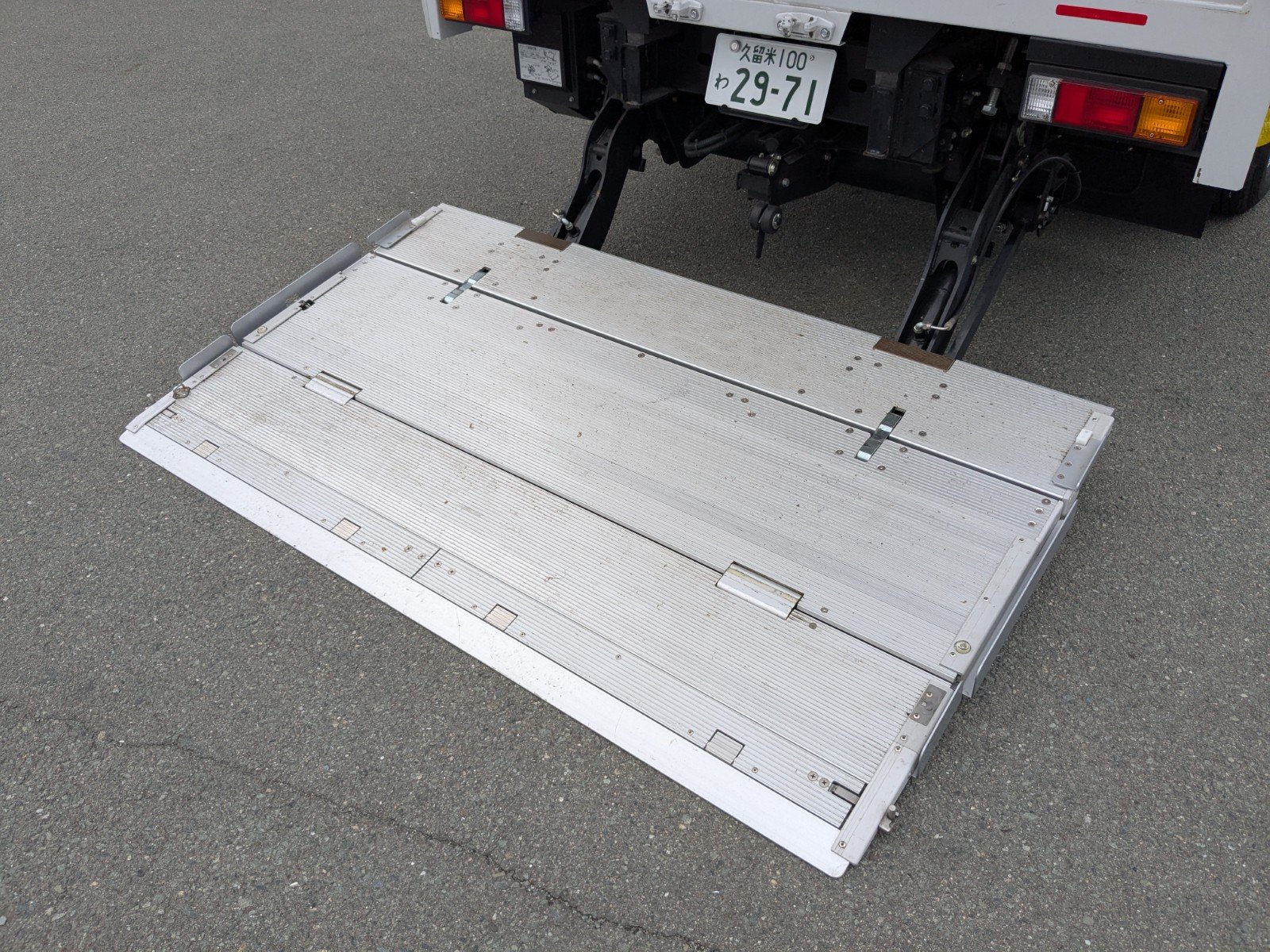 vehicle_image_20260612164259tVlFBElH7G.jpg