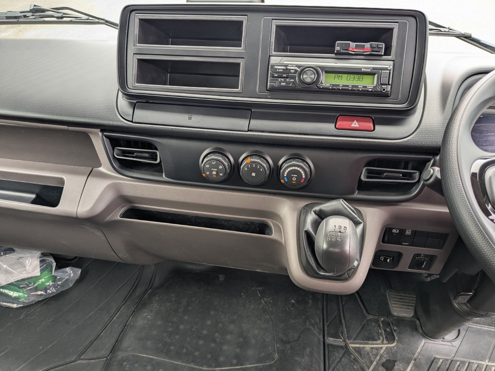 vehicle_image_20260612164259wKV9T3kQVZ.jpg