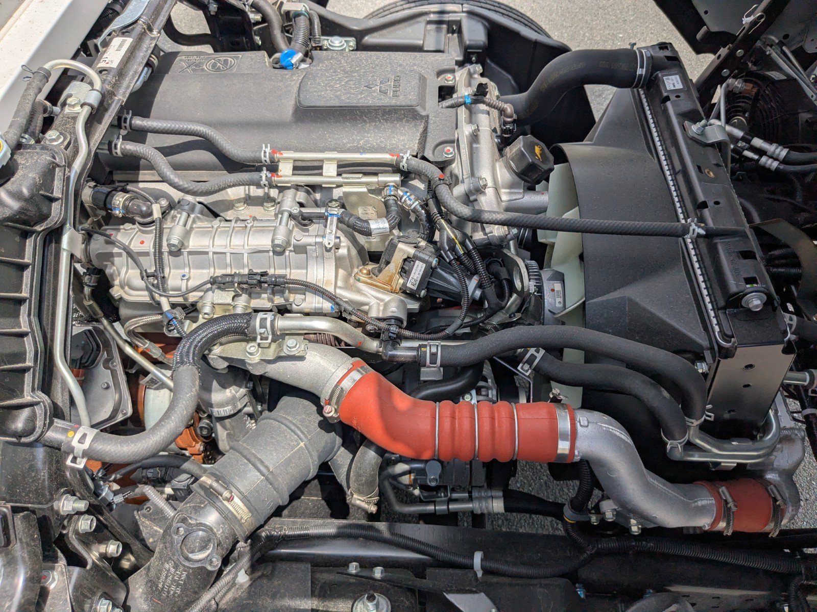 vehicle_image_20260609095558EtGALRjkEa.jpg
