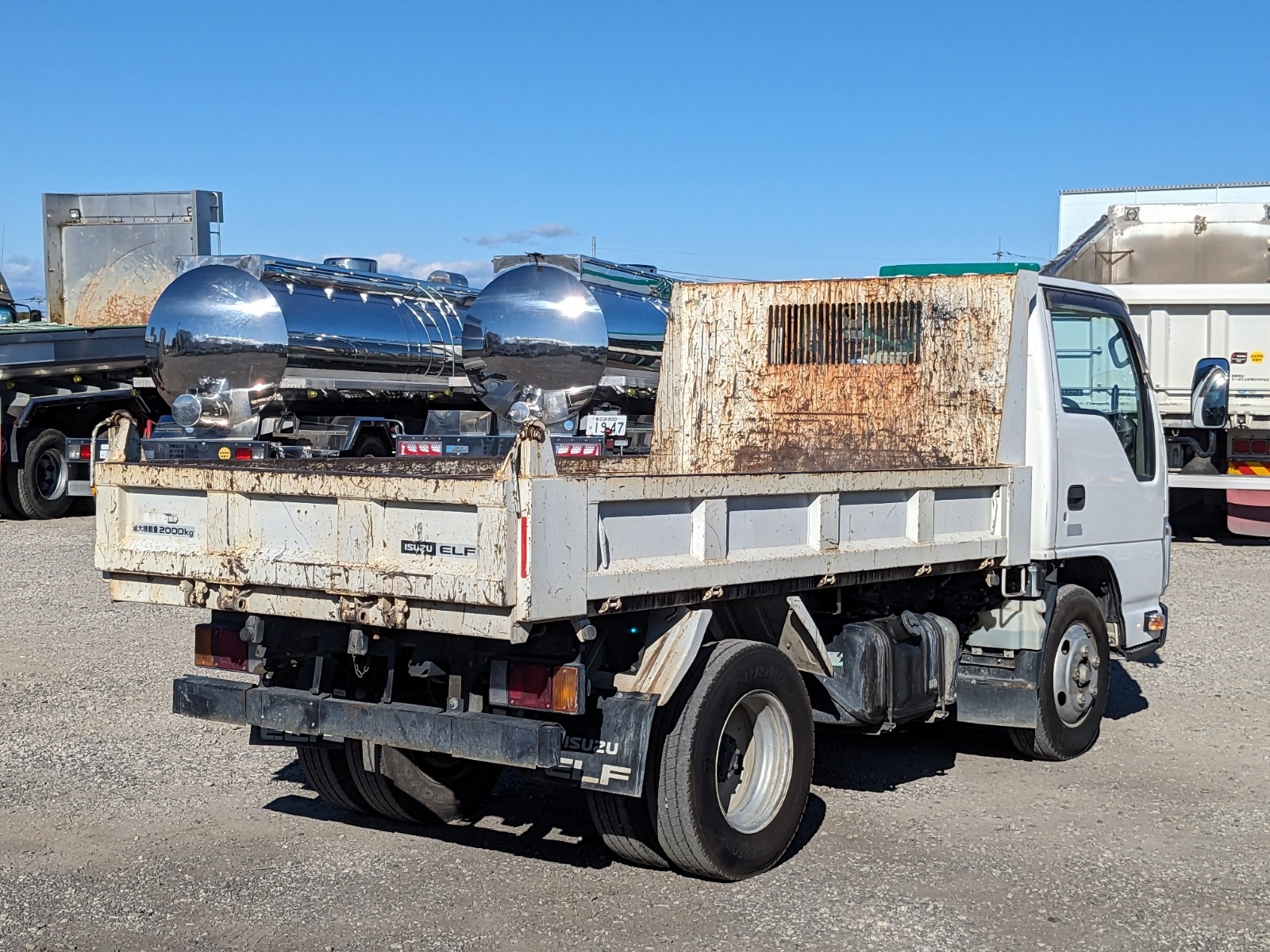 vehicle_image_20251223163435Qiu1HDku3V.jpg