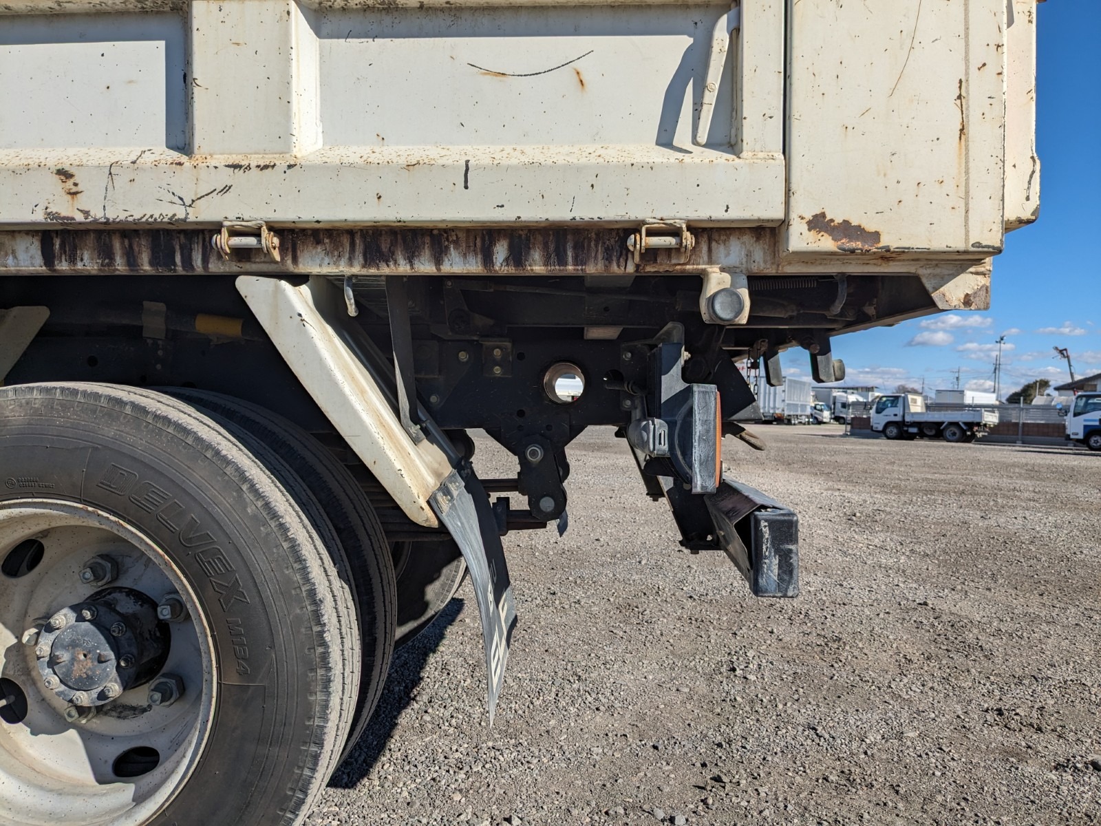 vehicle_image_20251223163512RzDFs4oygy.jpg