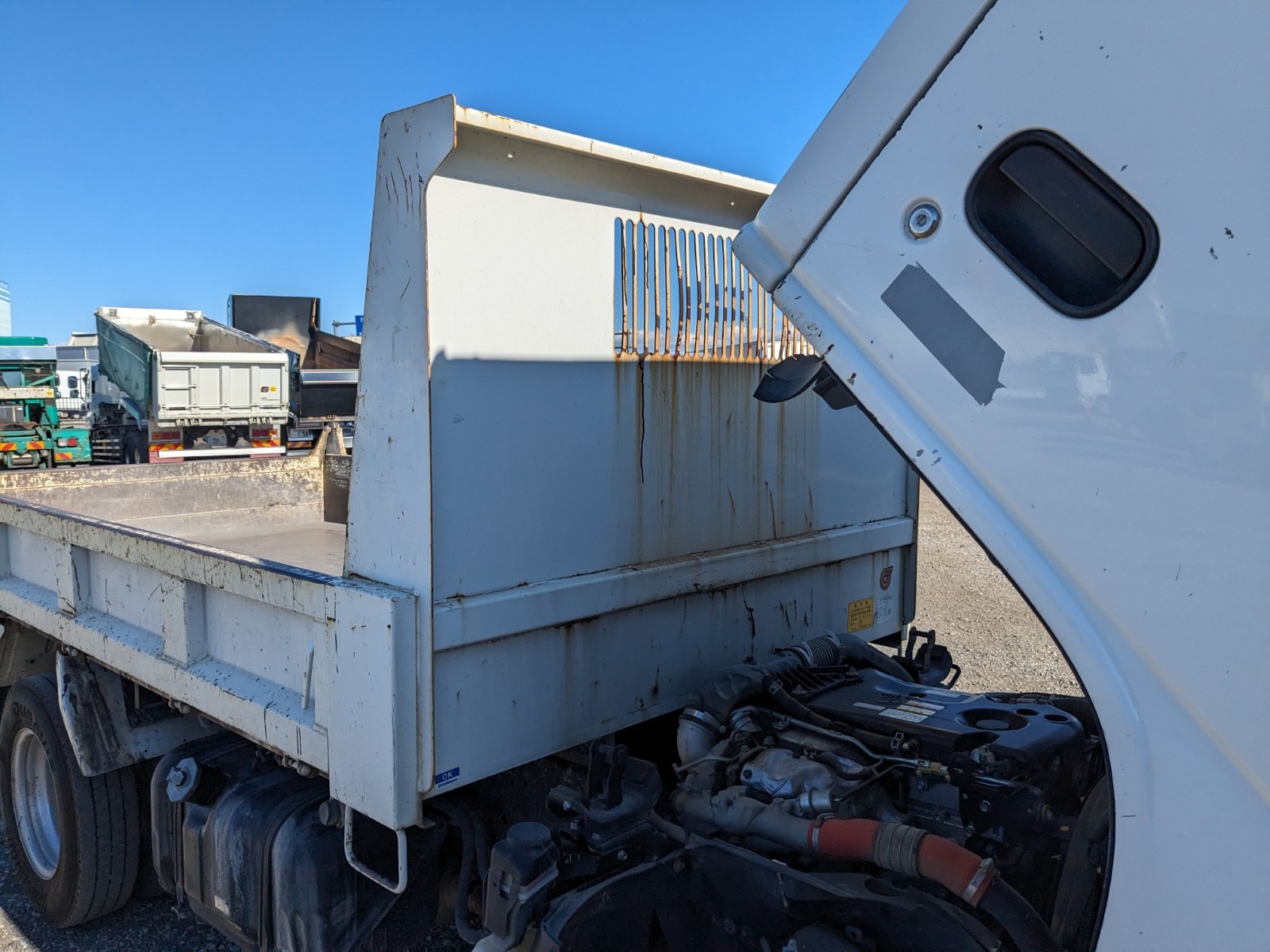 vehicle_image_20251223163659tgaGCaVzAL.jpg