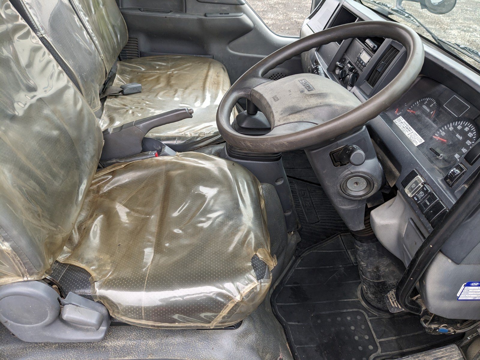 vehicle_image_20251226150201CM6M8EPJ6Y.jpg
