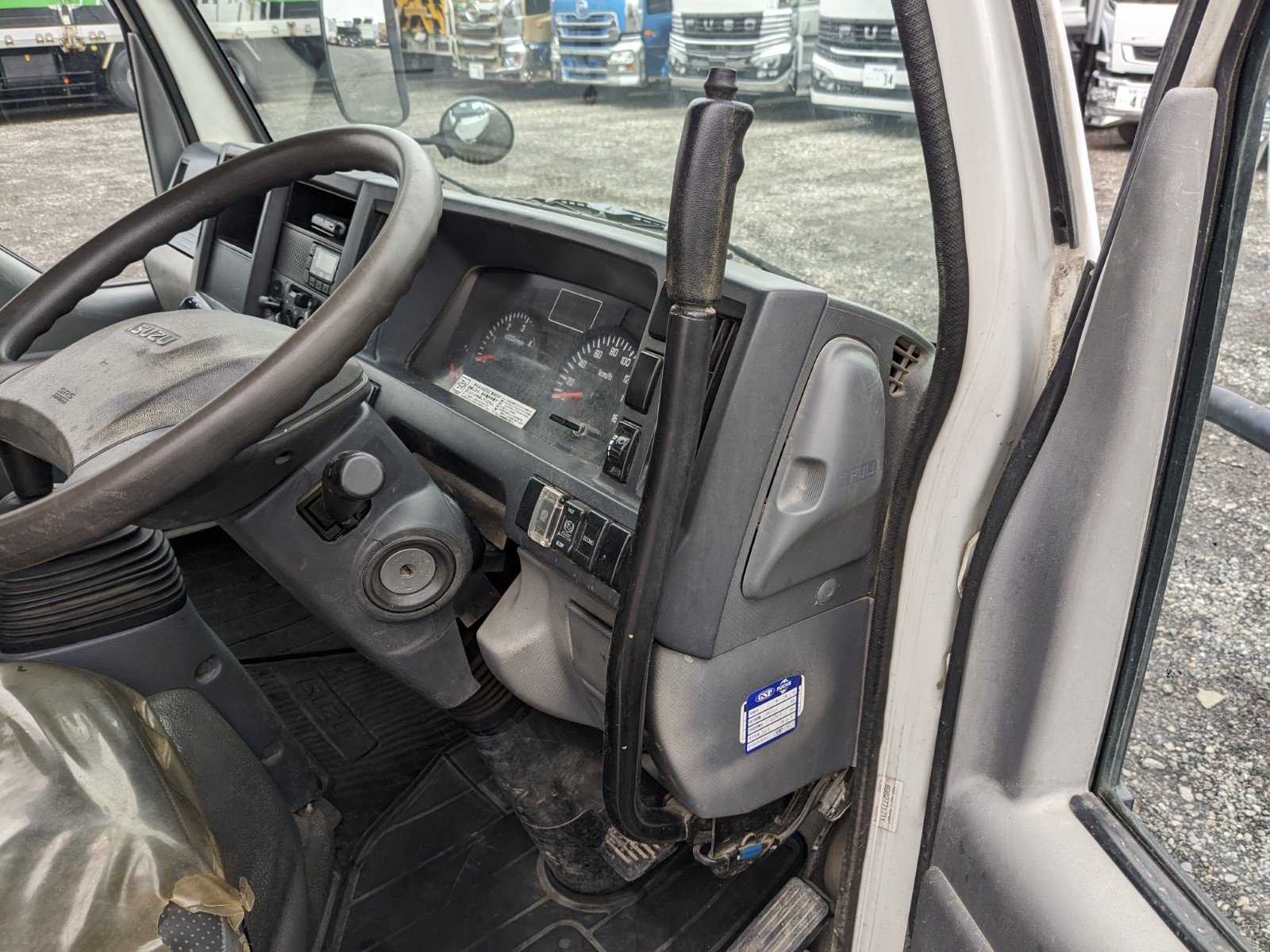vehicle_image_20251226150201HMC5QTBURZ.jpg