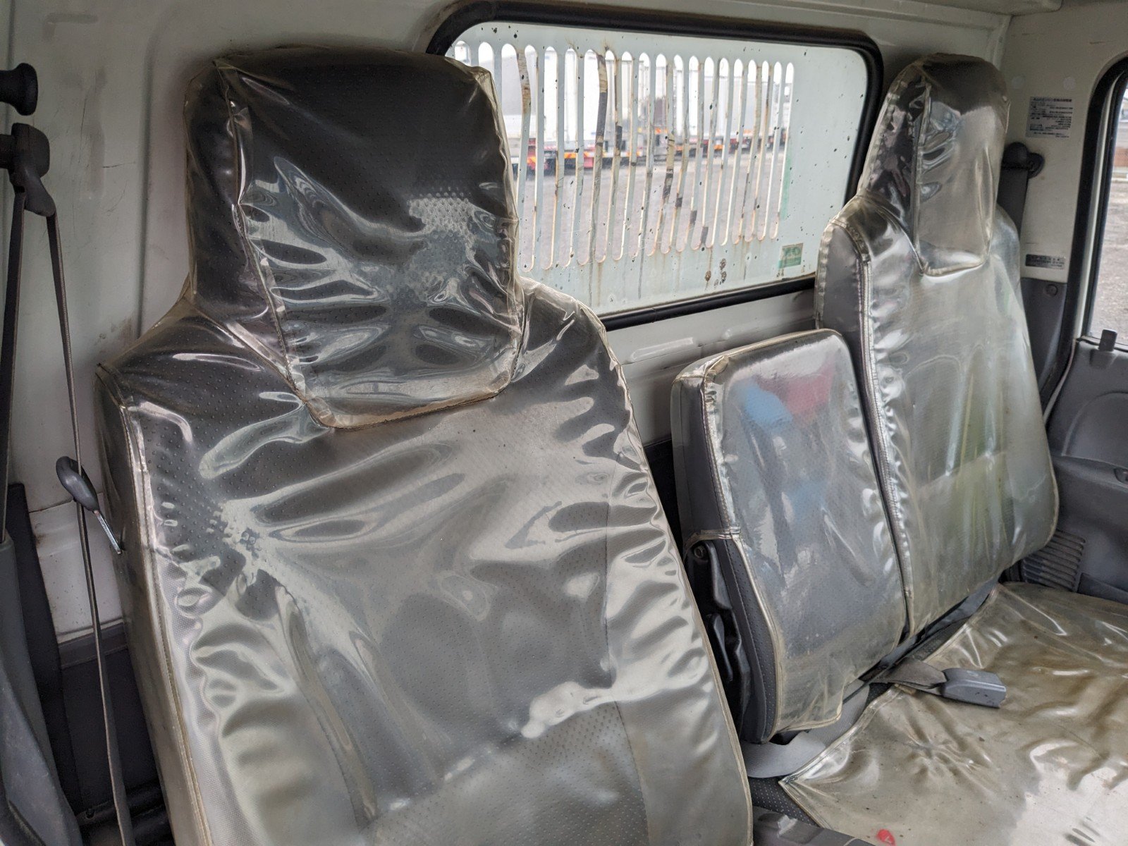 vehicle_image_20251226150201K68IM7acEA.jpg