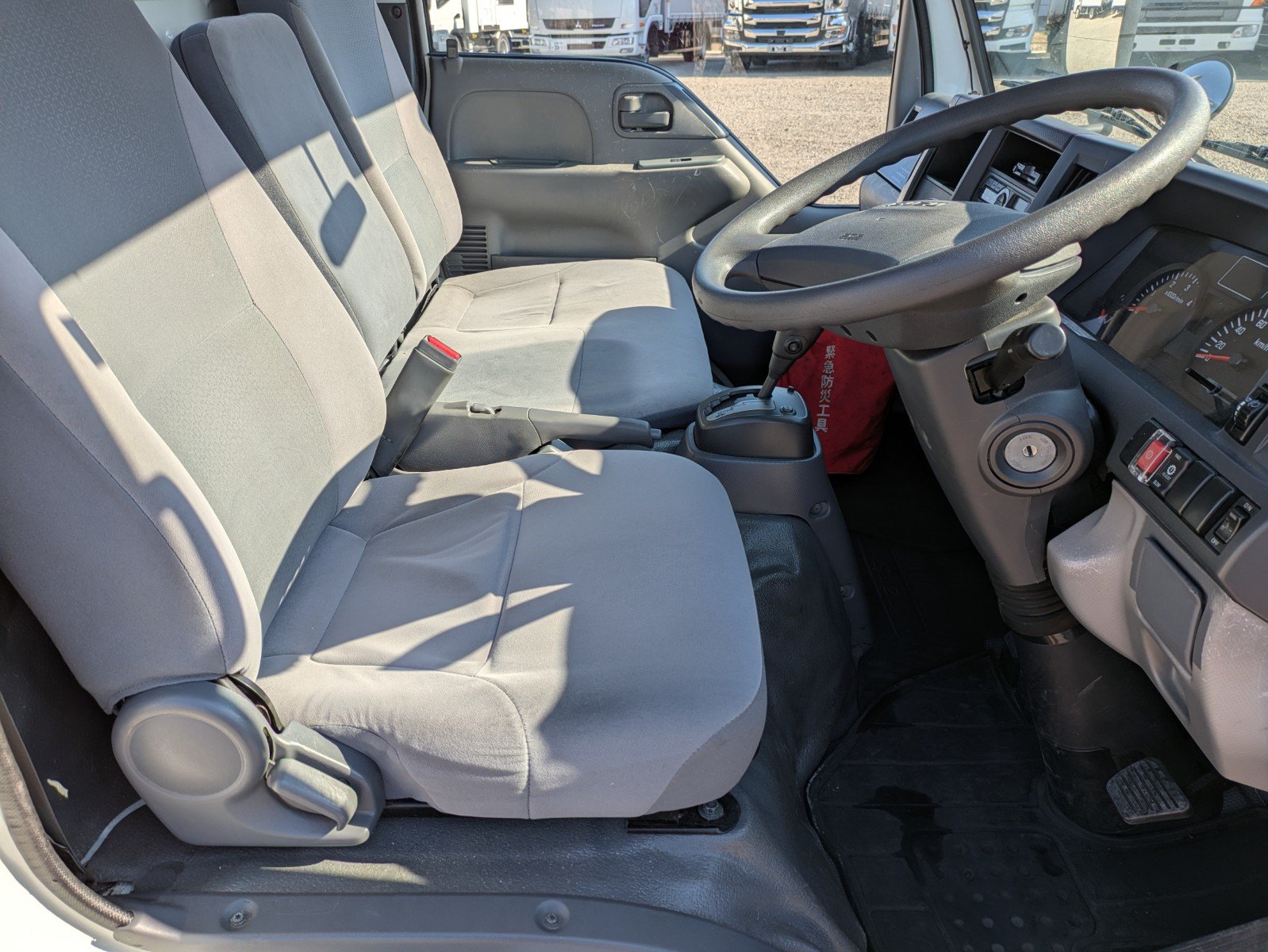vehicle_image_20260107182553TxFI4nvycB.jpg