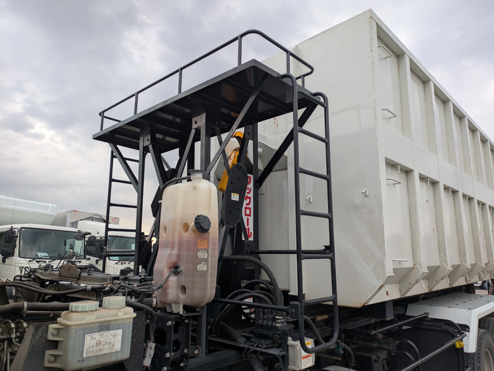 vehicle_image_20251210163848ucC4Q85sNQ.jpg