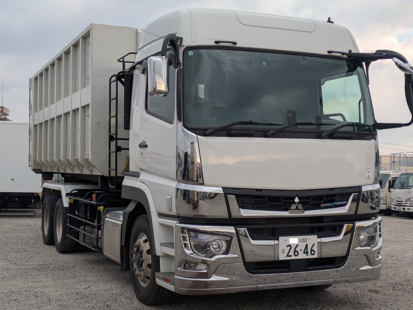 vehicle_image_20251210163849oi6gq21iAR.jpg