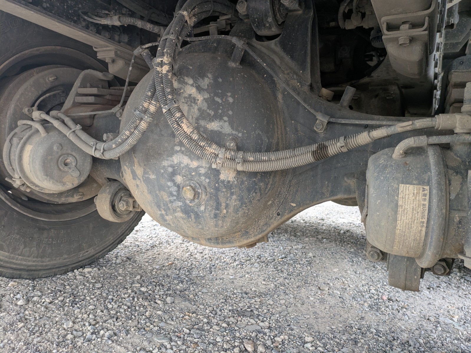 vehicle_image_20251210163850dfxo61HP1i.jpg