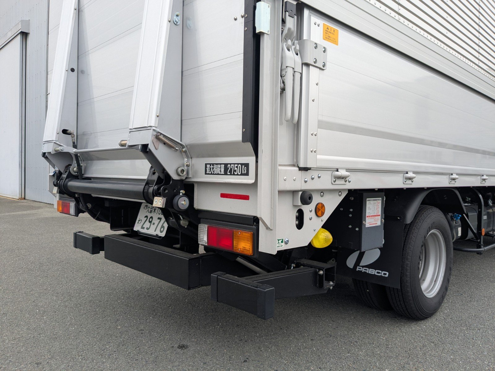 vehicle_image_20260612165818CQQ0K6rI9Z.jpg