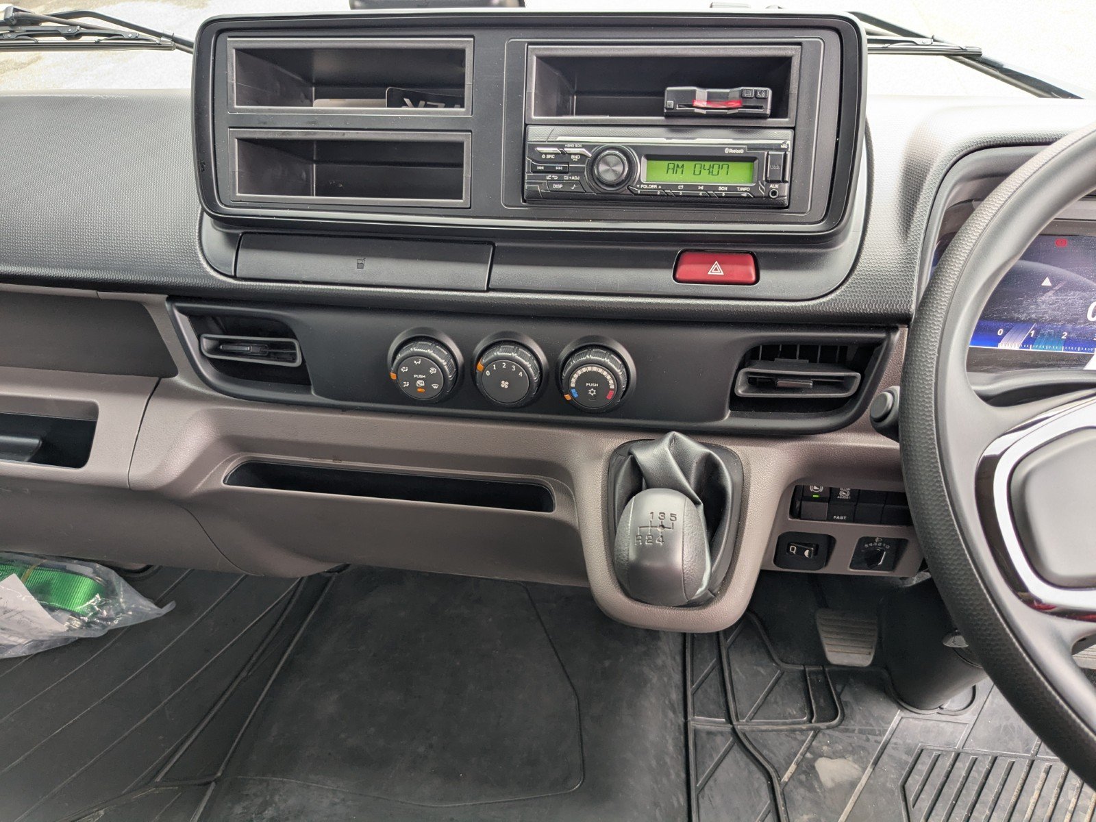 vehicle_image_20260612165818YUo80KHEQP.jpg