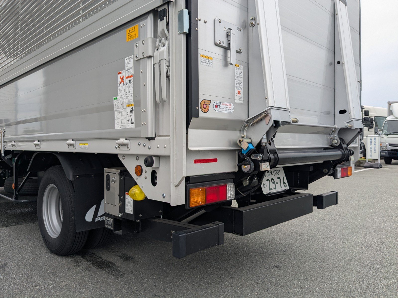 vehicle_image_20260612165818bEUiDtiKby.jpg