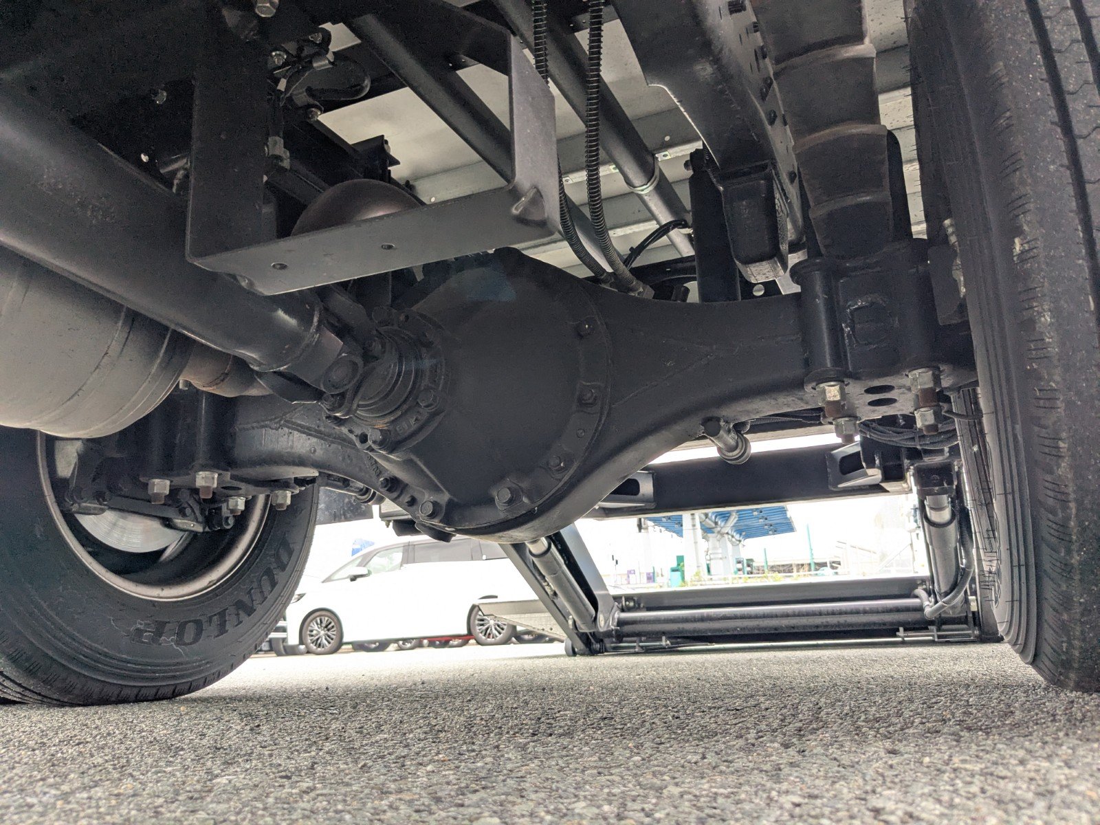 vehicle_image_20260612165818kpnrN3u1ll.jpg