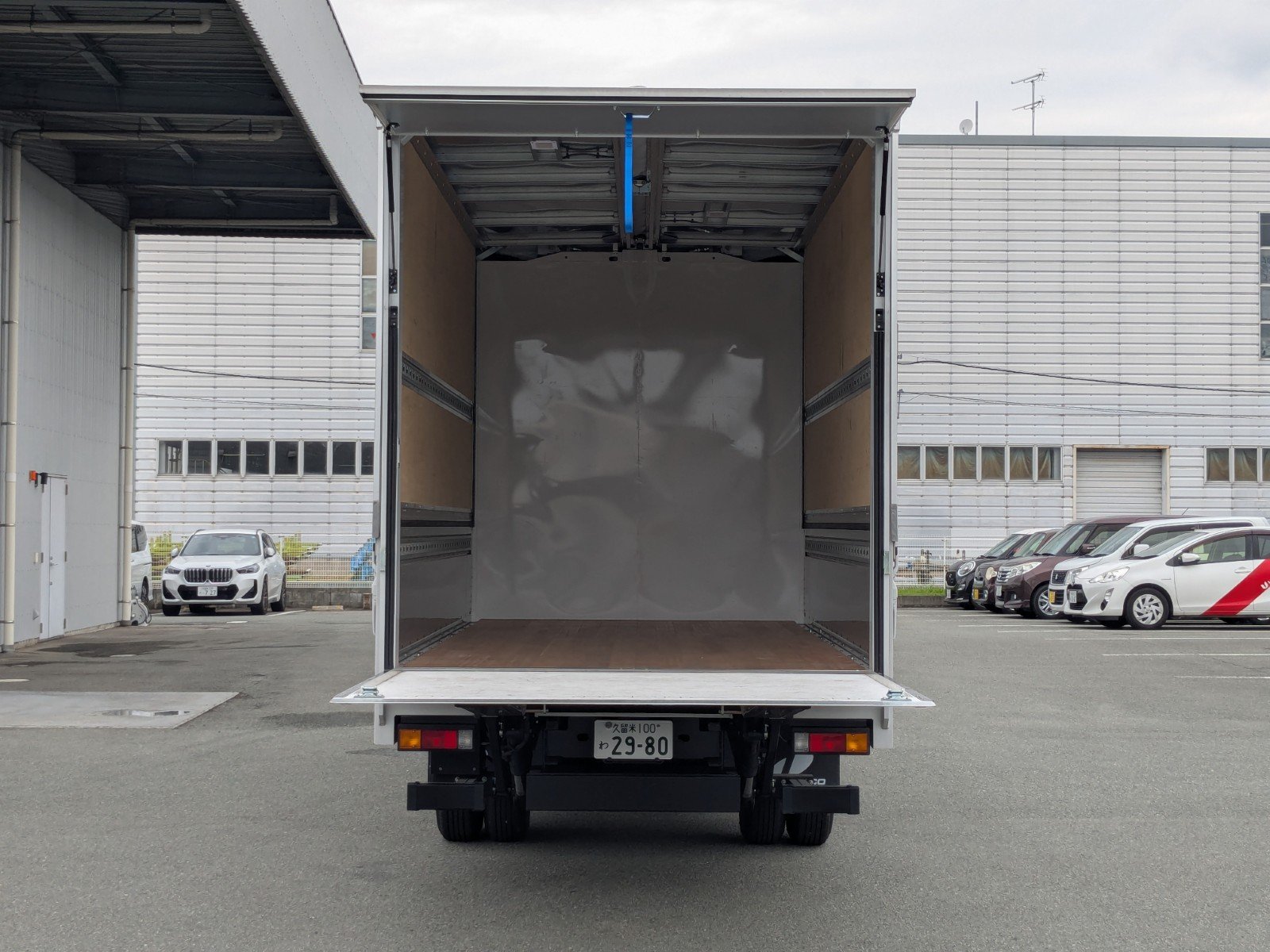 vehicle_image_202606121652070rTqnNV6lu.jpg