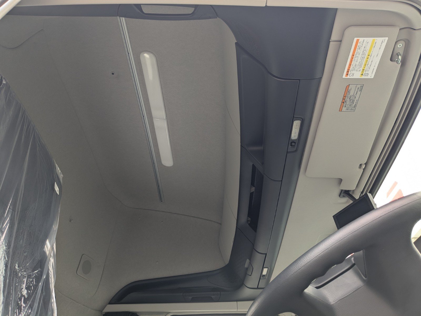vehicle_image_20260217094517M4A1hhpum5.jpg
