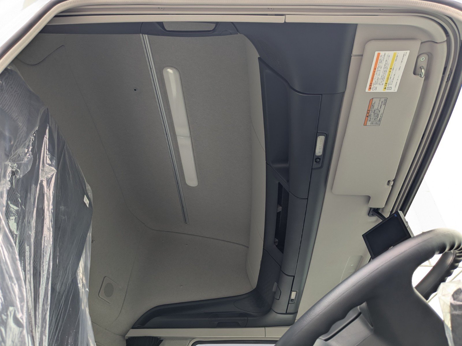 vehicle_image_20260217094934YL2ETh4EqU.jpg
