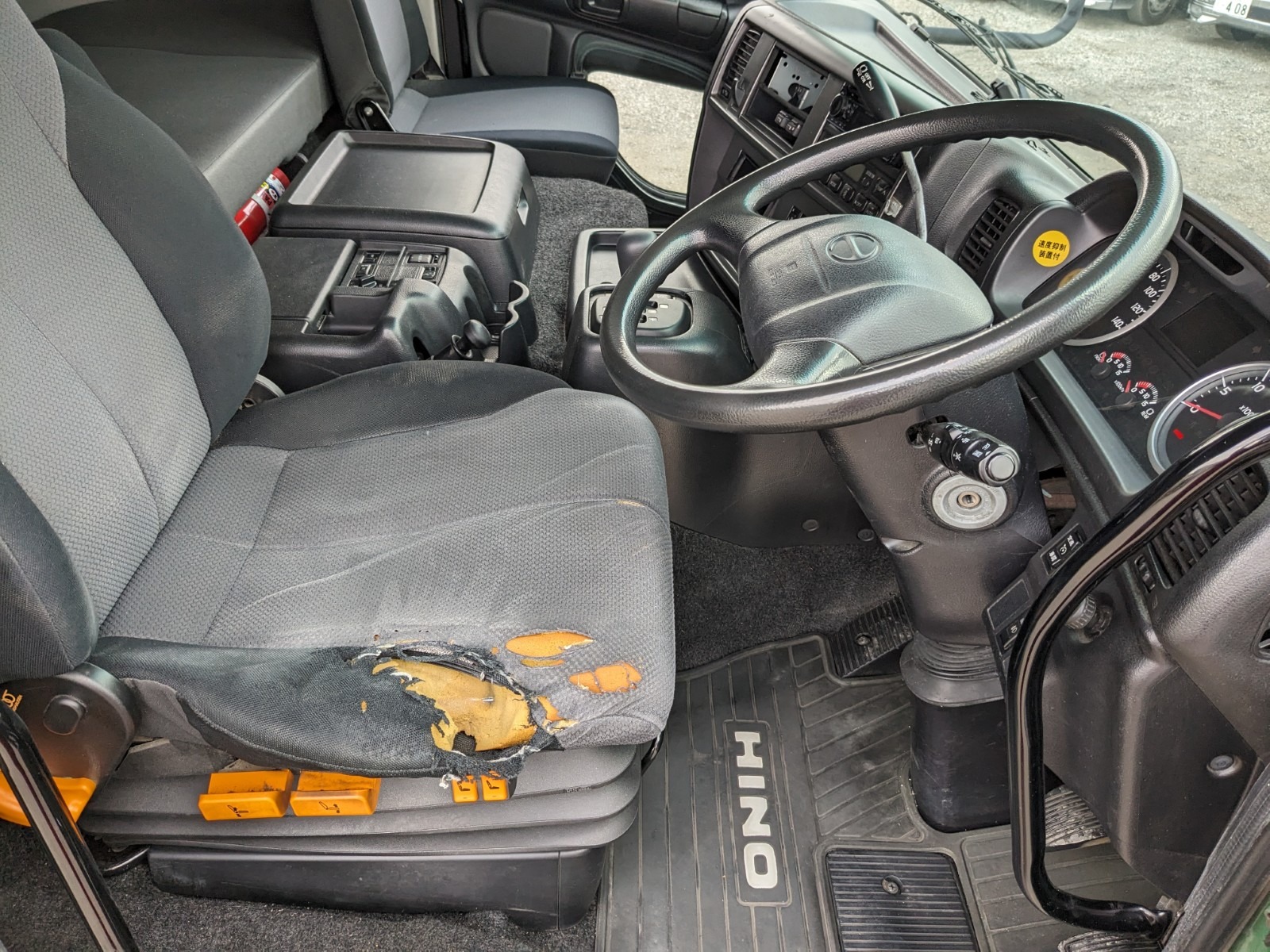 vehicle_image_202512221054261JNLy0OpKX.jpg