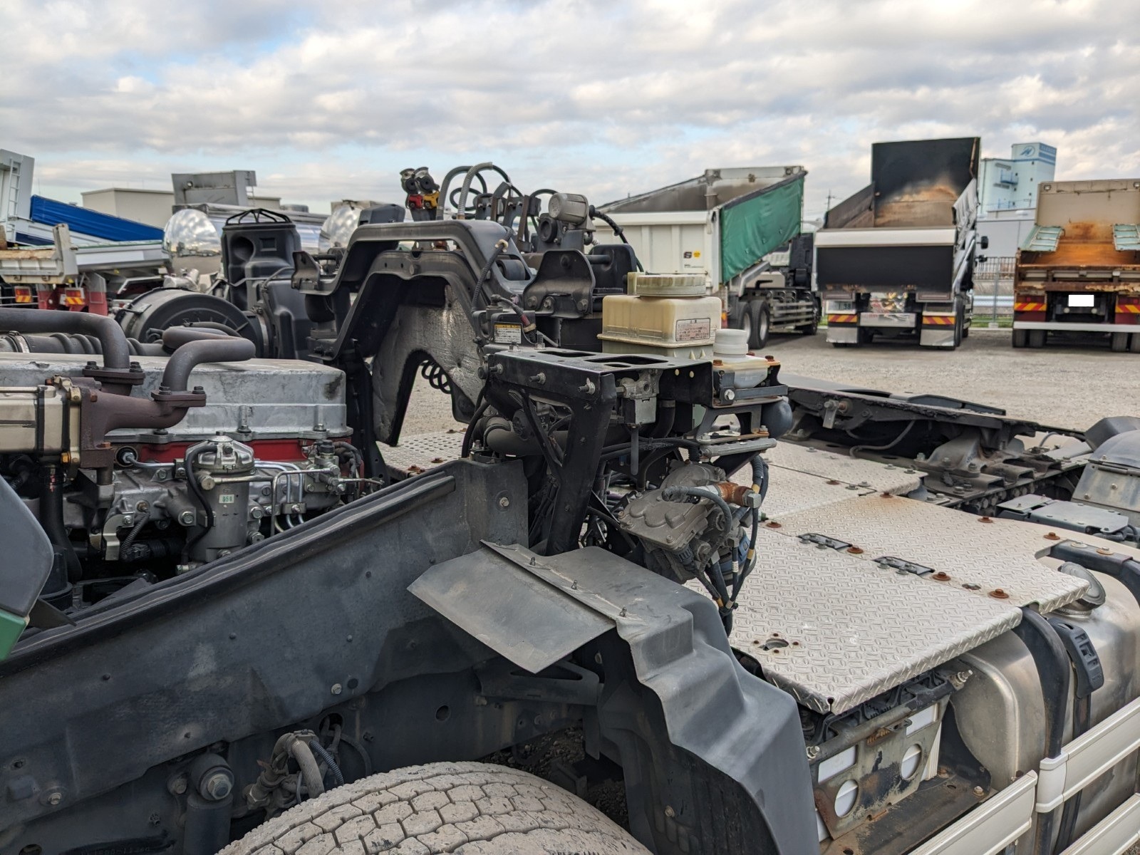 vehicle_image_202512221054264VokZjR6EX.jpg