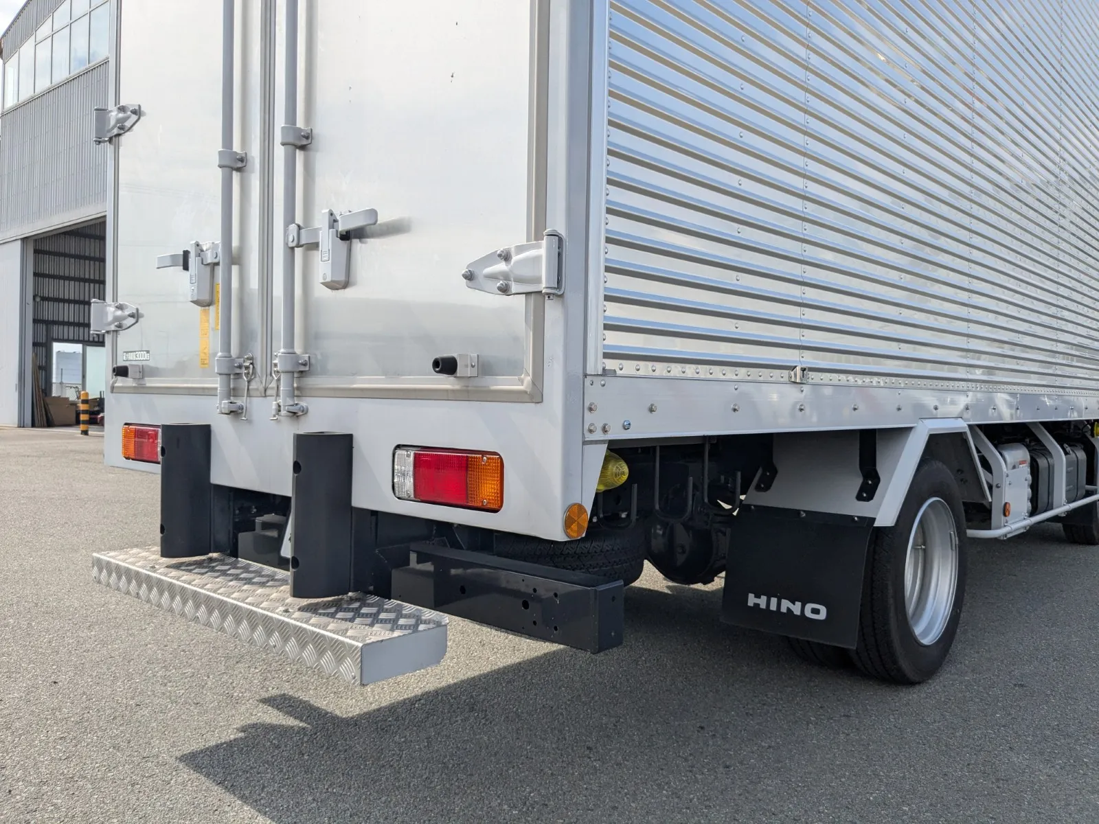vehicle_image_20260619092834hxbZTqnOiH.webp
