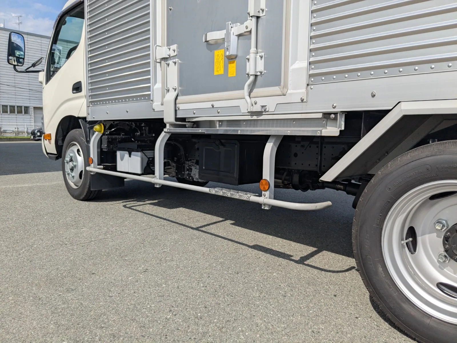vehicle_image_20260619092834rFDzPwcpIZ.webp