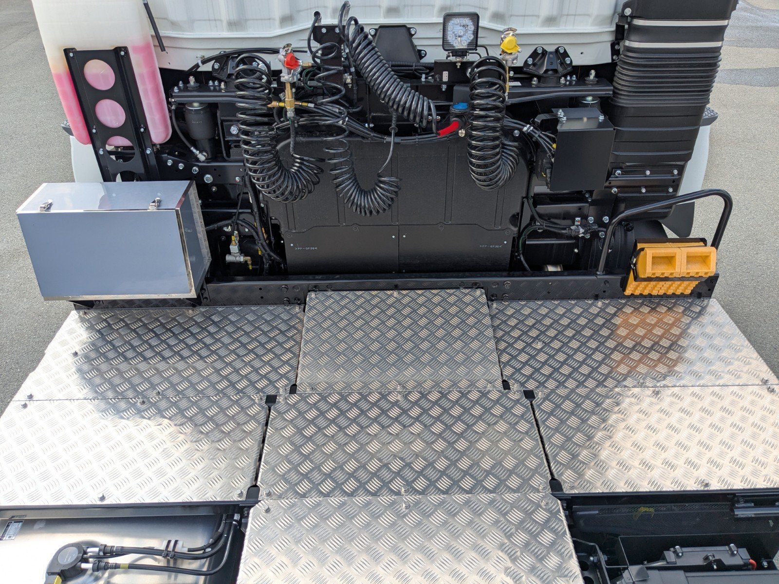 vehicle_image_20260403171213Qm5XkIsAj0.jpg