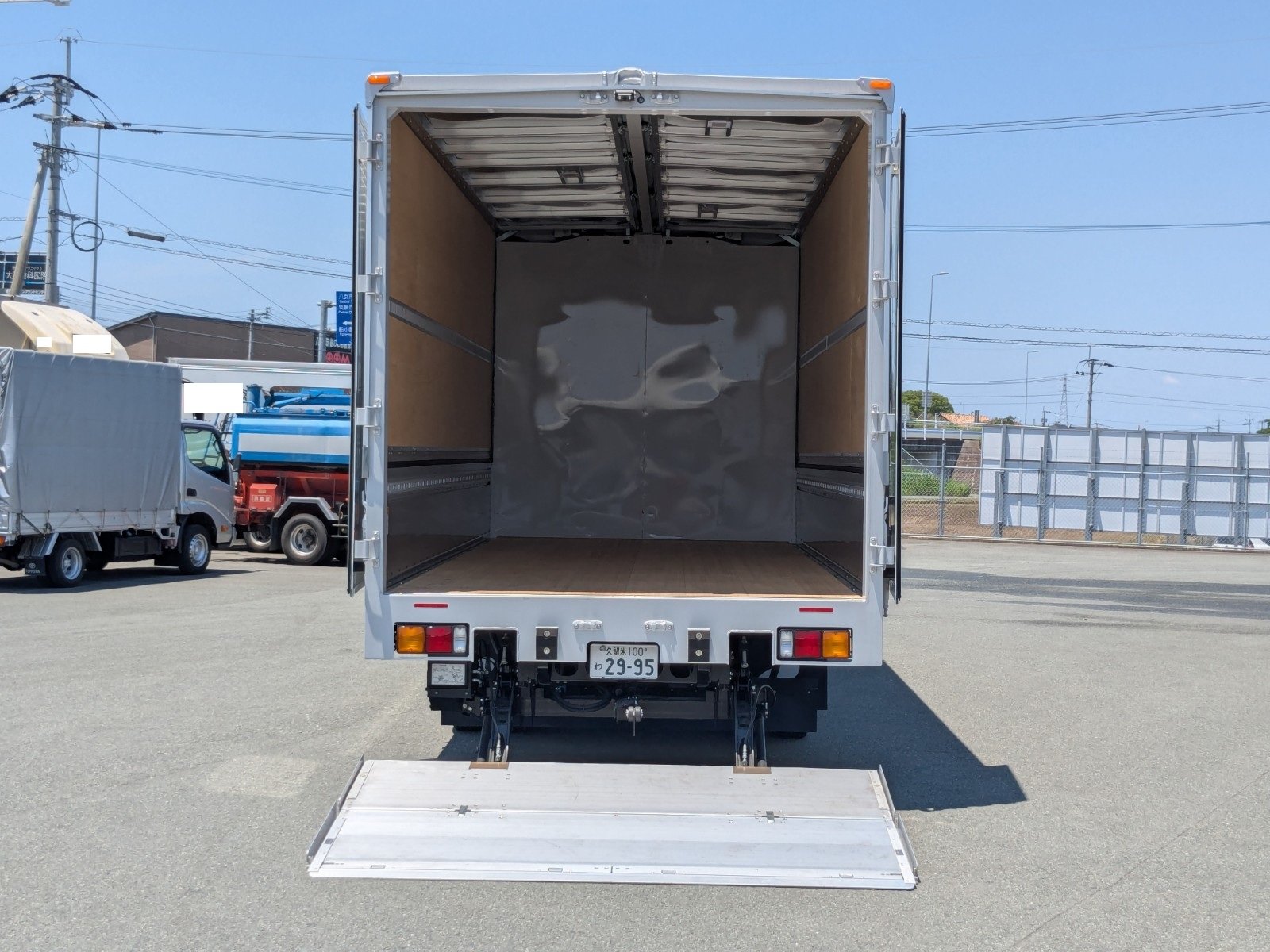 vehicle_image_20260612172511VGZV0Ya3RN.jpg