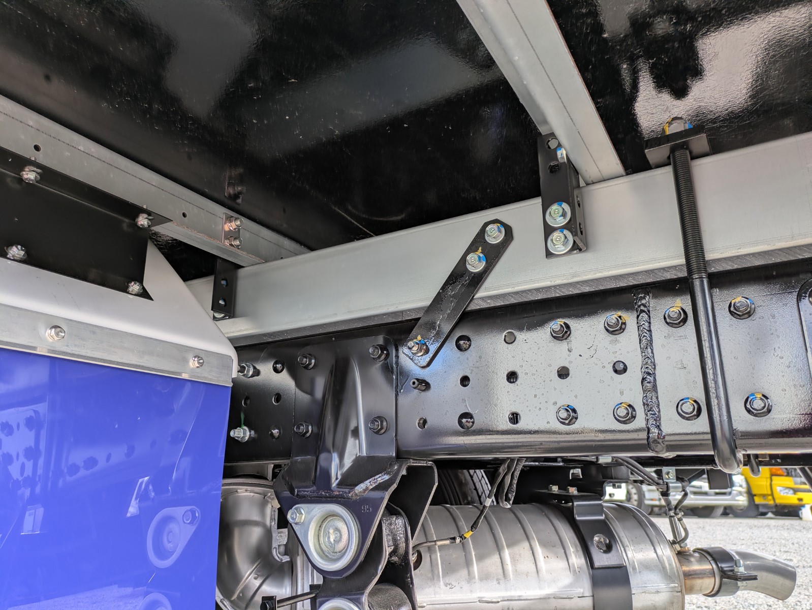 vehicle_image_202512101654416MnyRjtclt.jpg