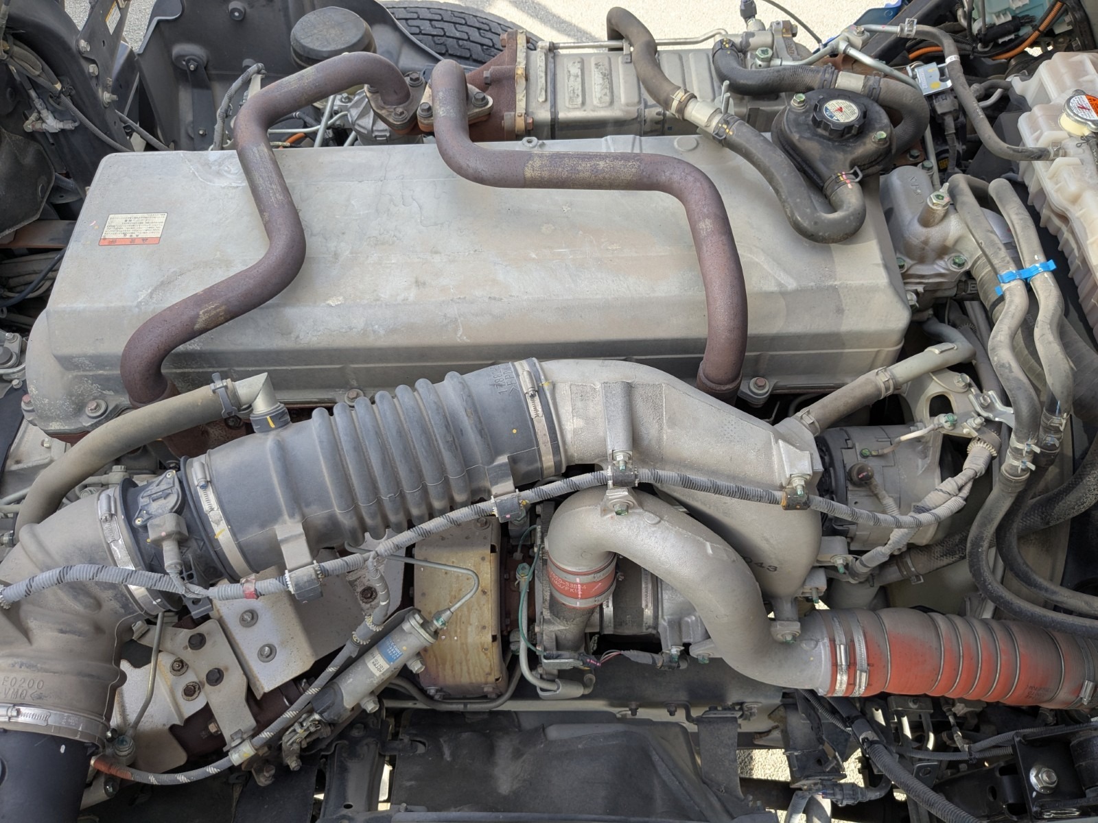 vehicle_image_202512241104089CjQsT50xM.jpg