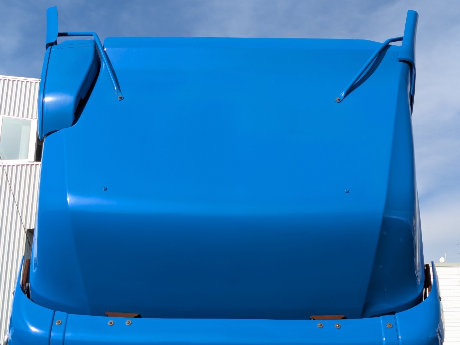 vehicle_image_20251224110408ch3Gi1SgKU.jpg
