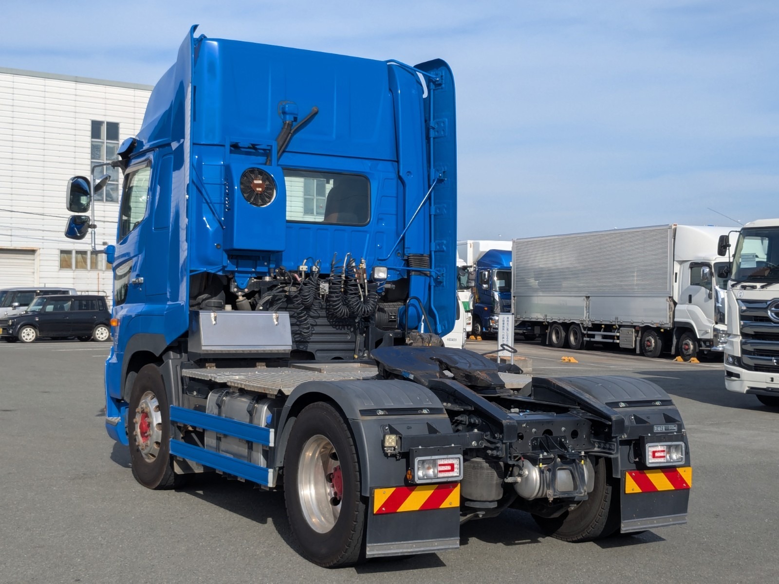vehicle_image_20251224110408jGIOj3NbeG.jpg