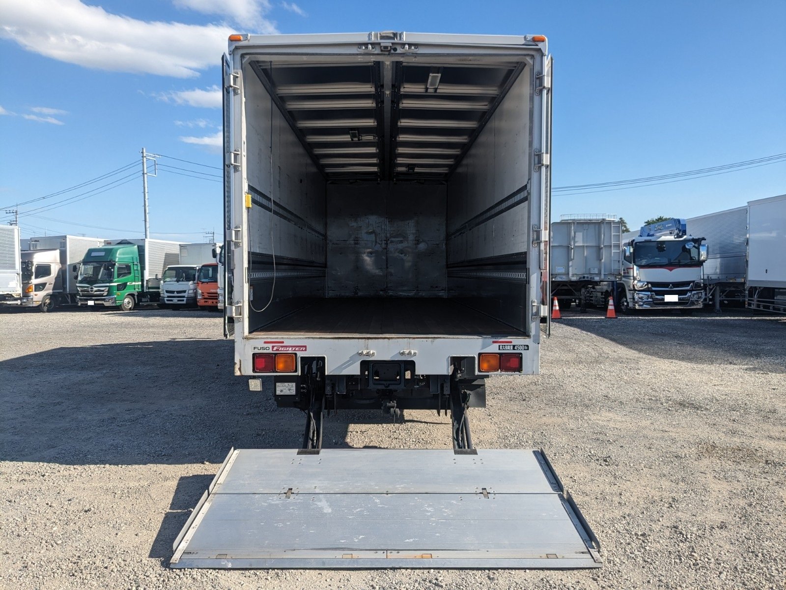 vehicle_image_20260602085113qbjcqXMGWy.jpg