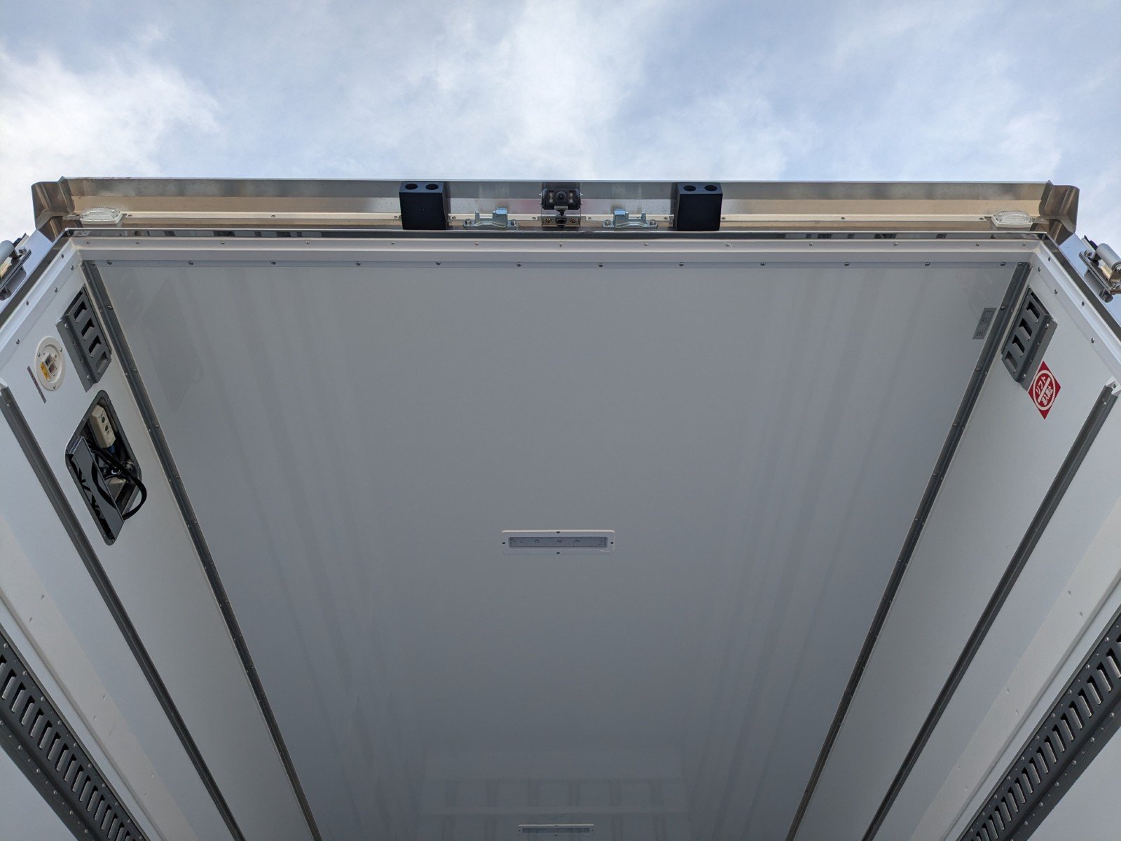 vehicle_image_202602071135554lPBTxaAig.jpg