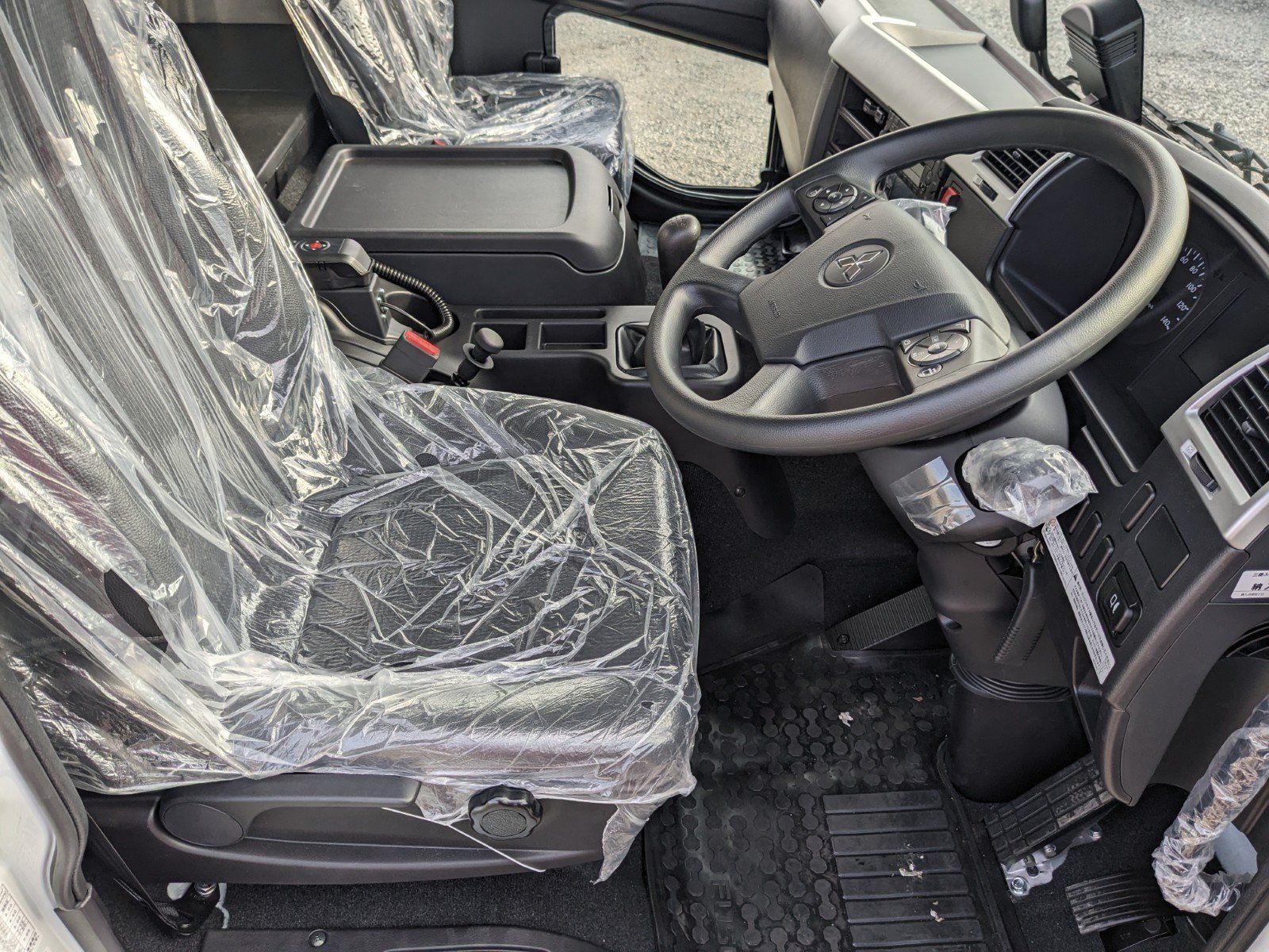 vehicle_image_20260207113555ZIgyMUE2xl.jpg