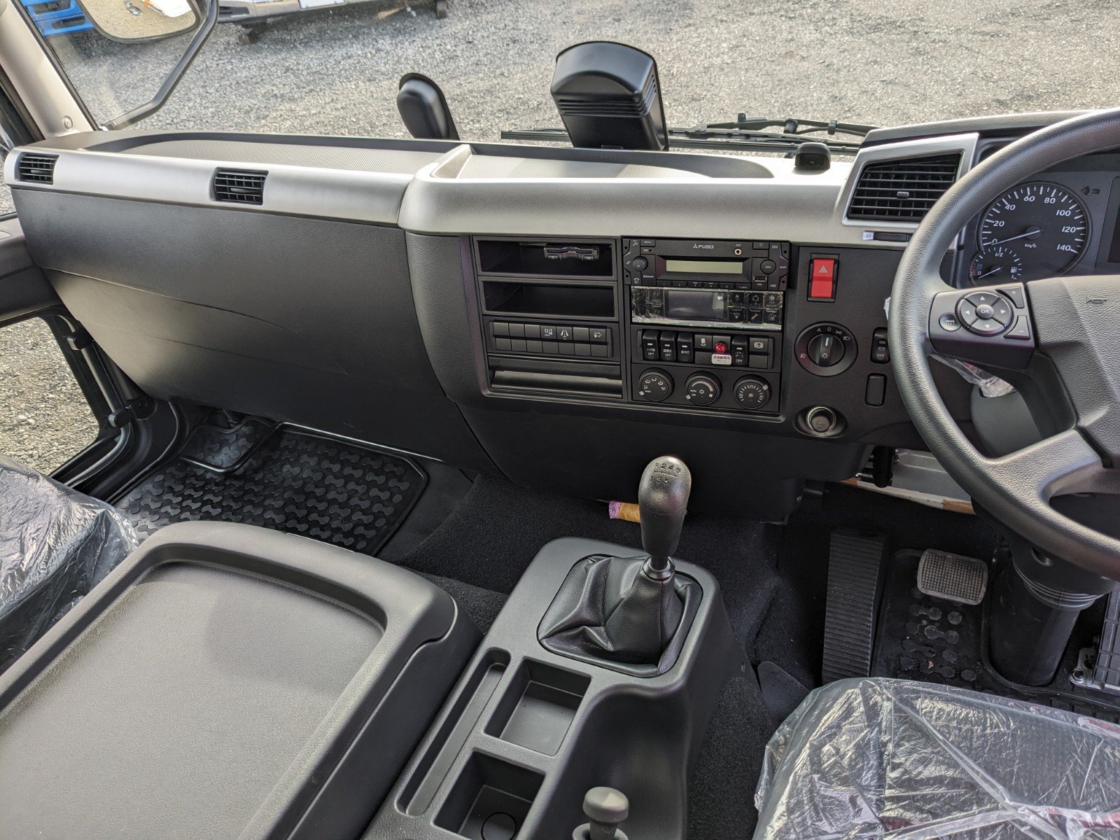 vehicle_image_20260207113555bORhilp2W1.jpg
