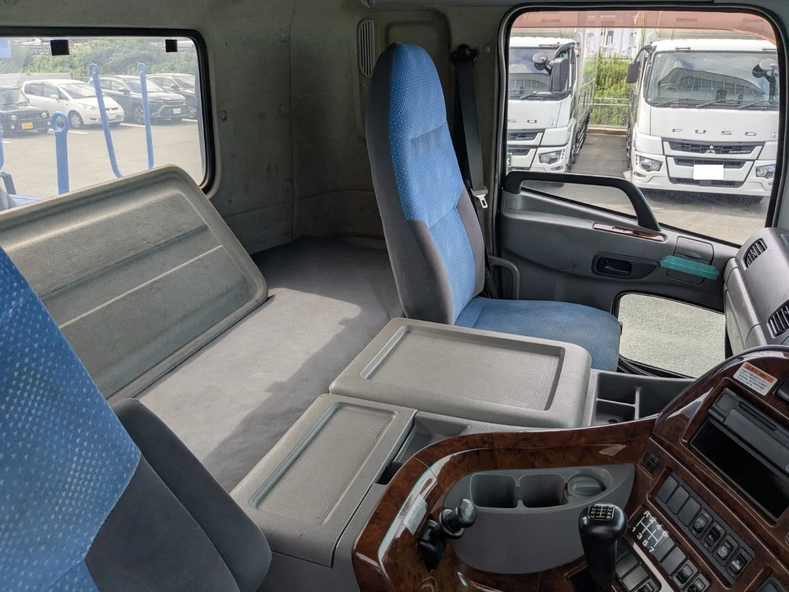 vehicle_image_202607081640370PNsxK3Med.webp