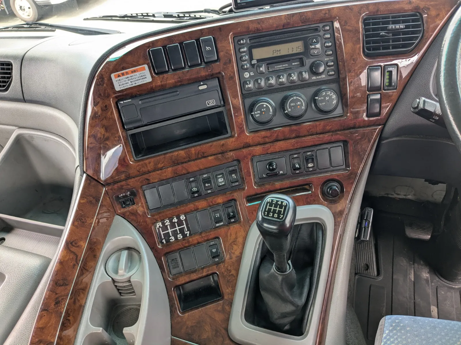 vehicle_image_20260708164038E0wdO3laTG.webp