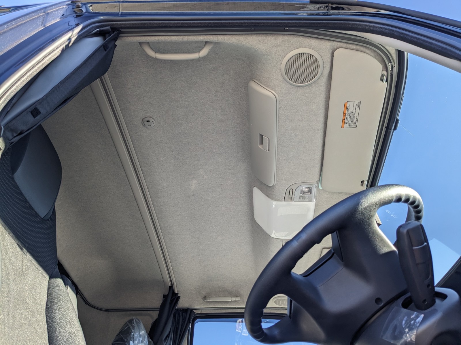 vehicle_image_20251222111822Nq41NLl0Wn.jpg
