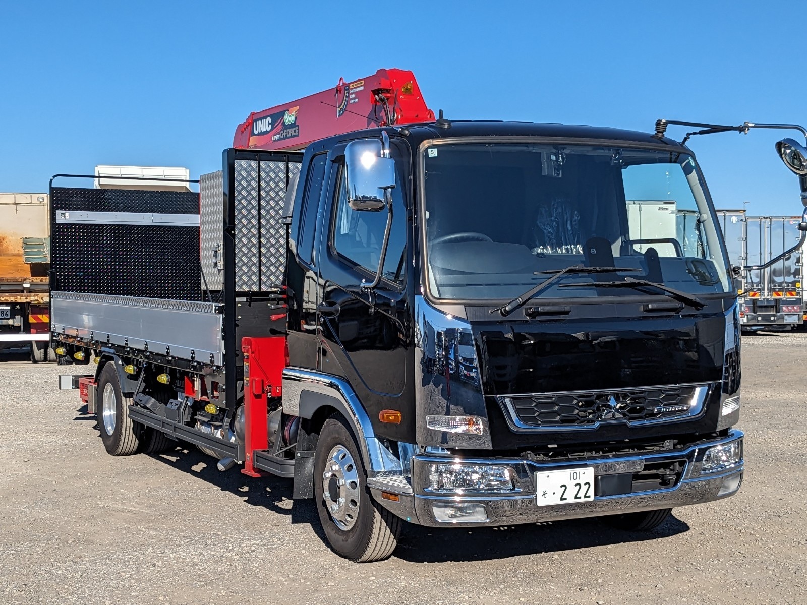 トラック販売・買取｜UJグループ（ウシトラ）