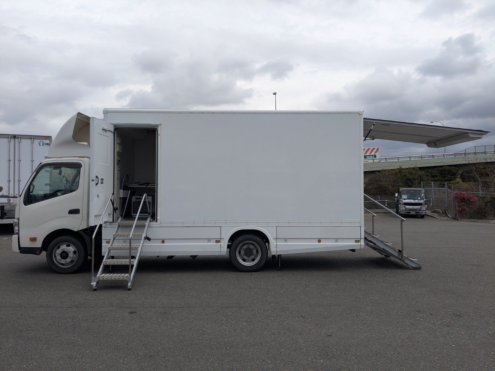 vehicle_image_20260120181730VREpuvZa1V.jpg