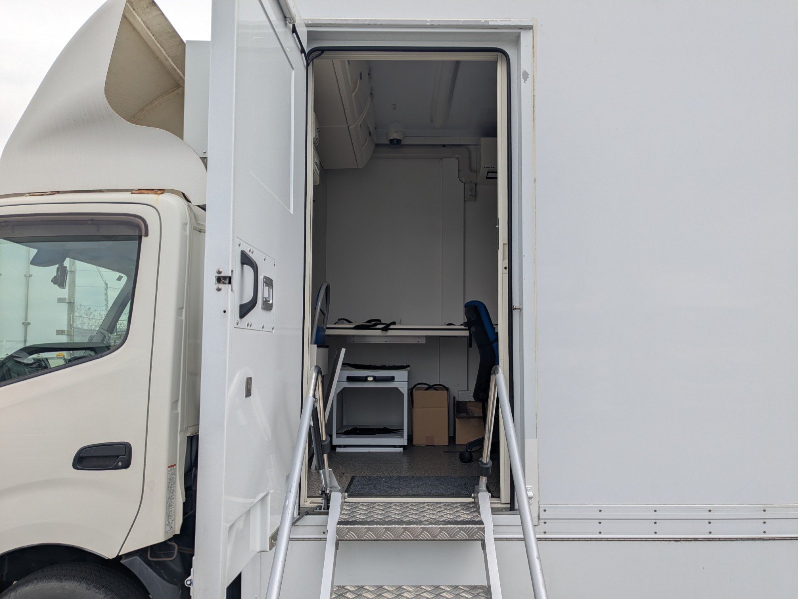 vehicle_image_20260120181730xAXja7p9xE.jpg
