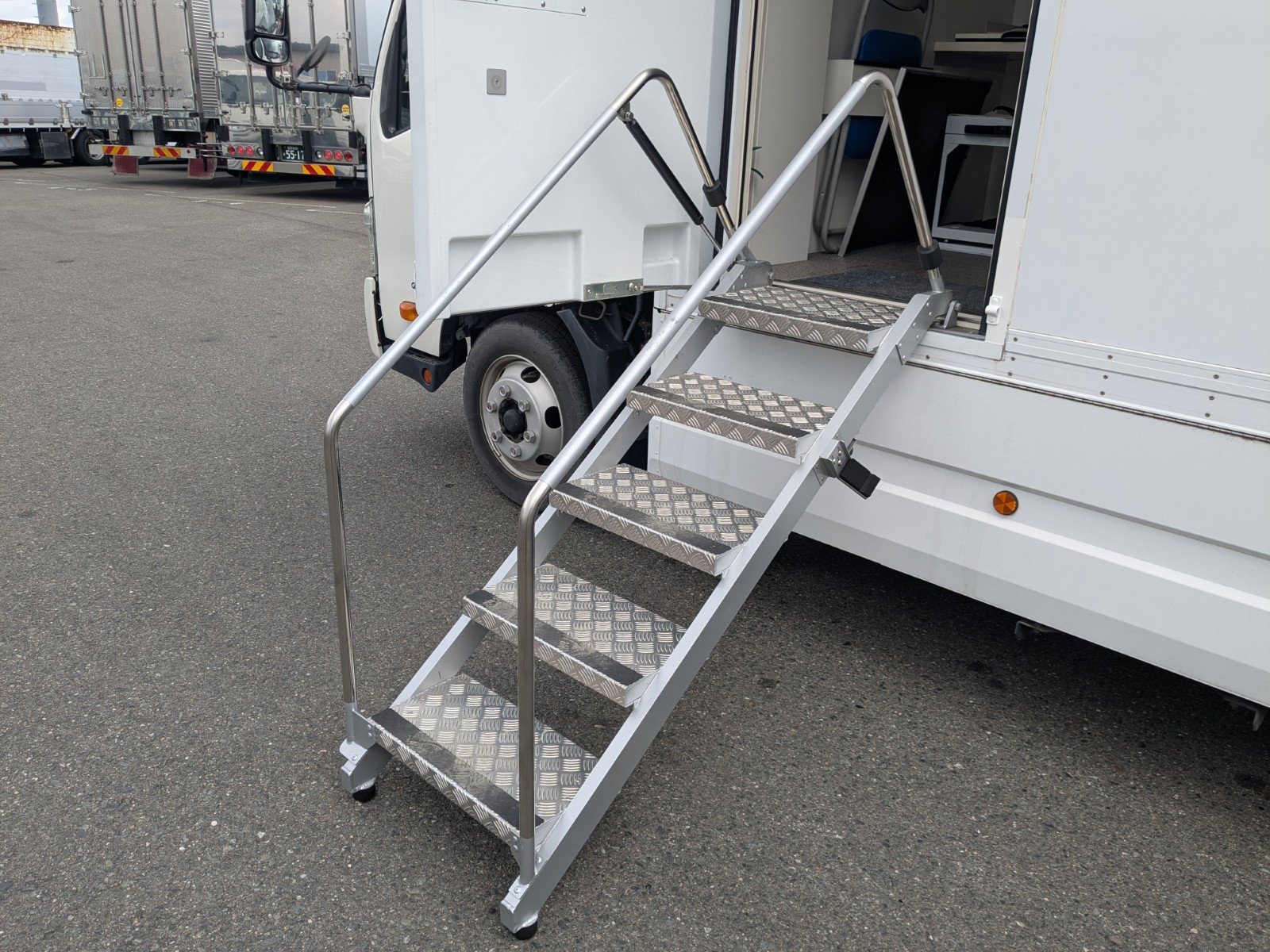 vehicle_image_20260120181730yMK4RLidtH.jpg