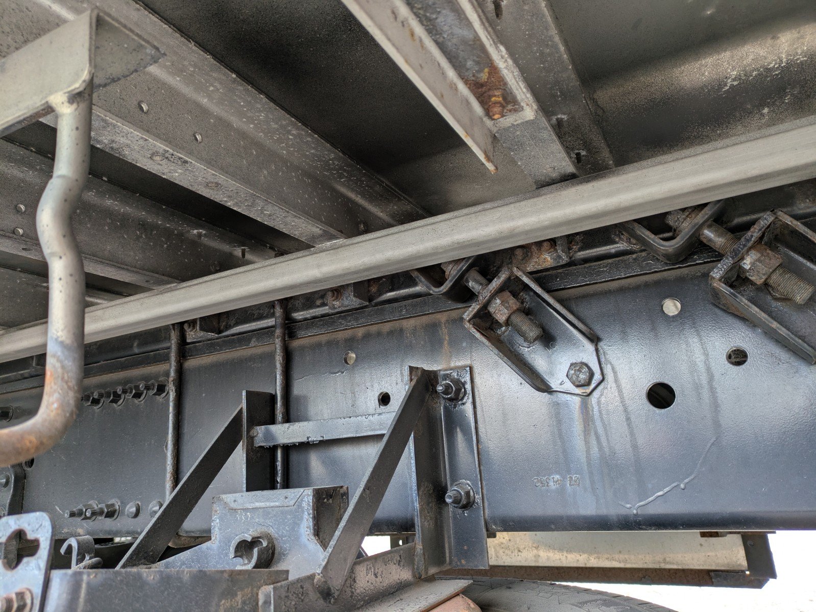 vehicle_image_20260109091342jBFmvrKpMS.jpg